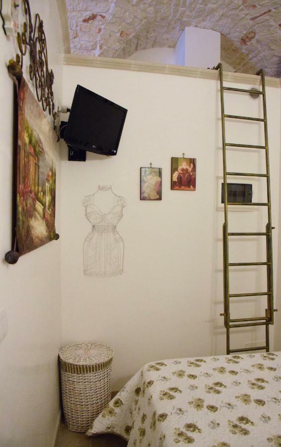 Edone Apartment